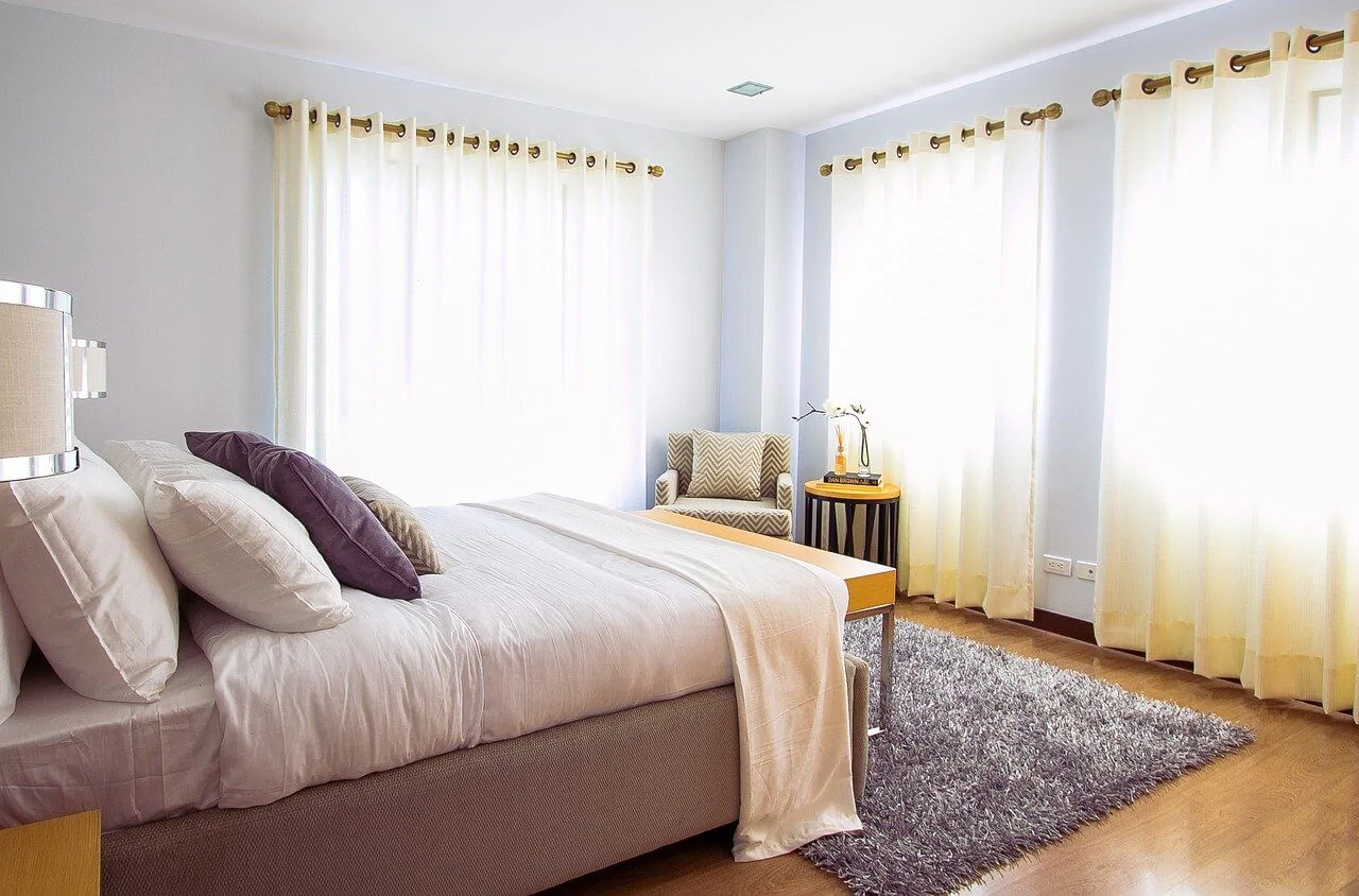 راهنمای طراحی رمانتیک اتاق خواب برای زوجین
