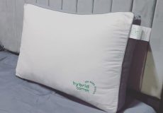 مقایسه بالش میکروژل با بالش پر و بالش فوم در پاییز